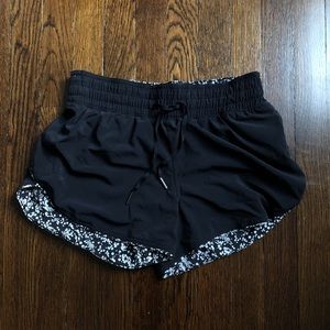 LIGHTLY WORN Reservable Black & White Lululemon Shorts